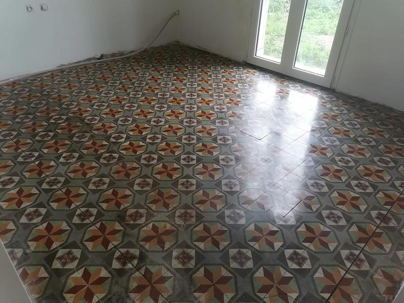 Après rénovation Sol carreaux de ciment  Perpignan